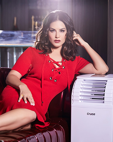 SHADES OF SUMMER WITH SUNNY LEONE
